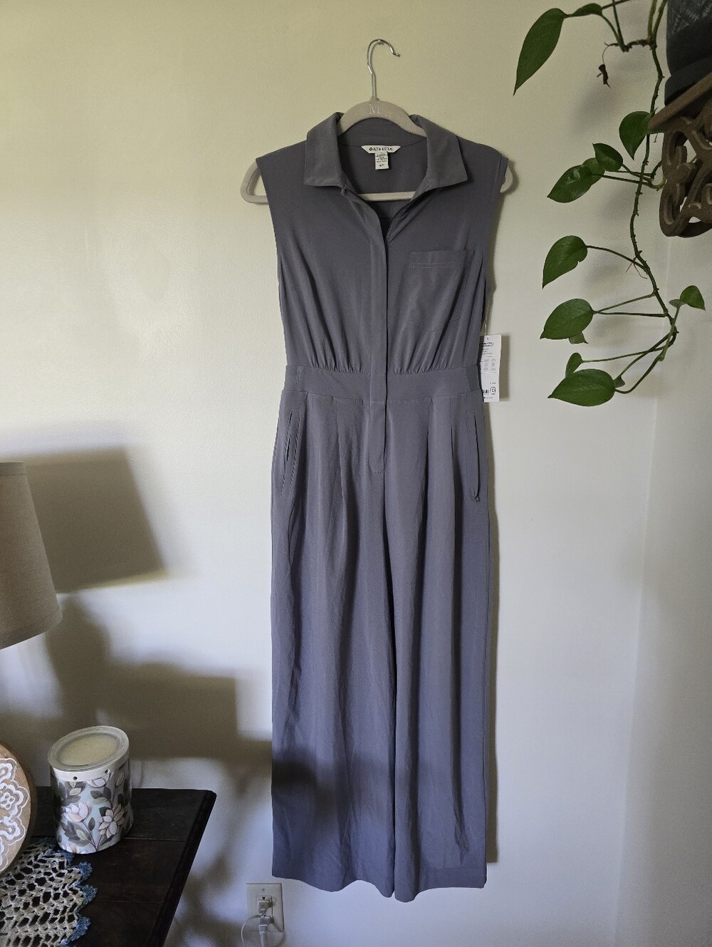 New Athleta Brooklyn Heights Wide Leg Leighweight Jumpsuit Size 4P Petite